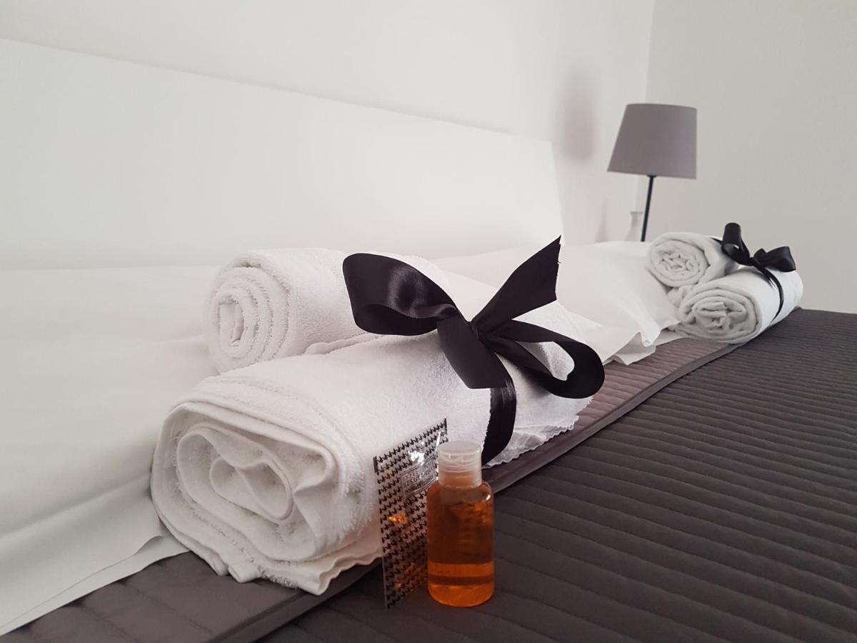 كازيرتا B&B A Casa Di Amici المظهر الخارجي الصورة