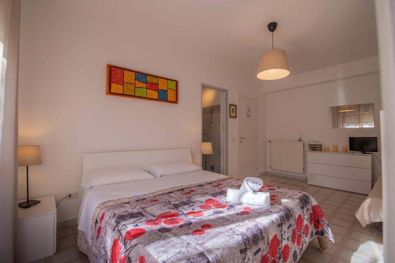 كازيرتا B&B A Casa Di Amici المظهر الخارجي الصورة