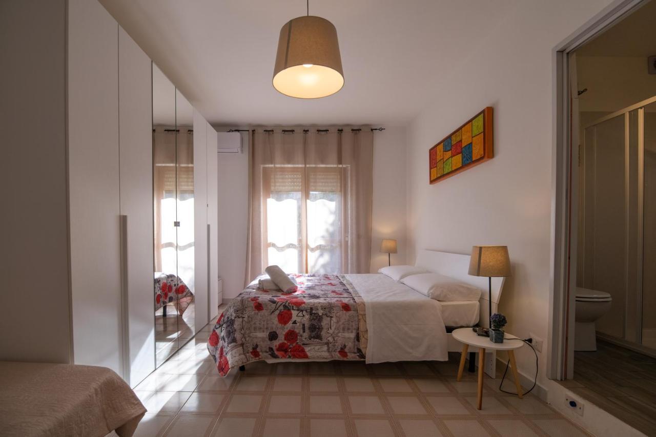 كازيرتا B&B A Casa Di Amici المظهر الخارجي الصورة