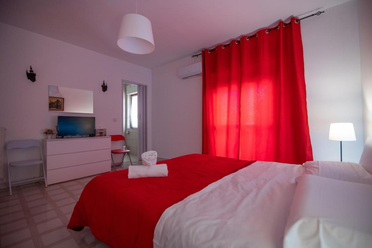 كازيرتا B&B A Casa Di Amici المظهر الخارجي الصورة
